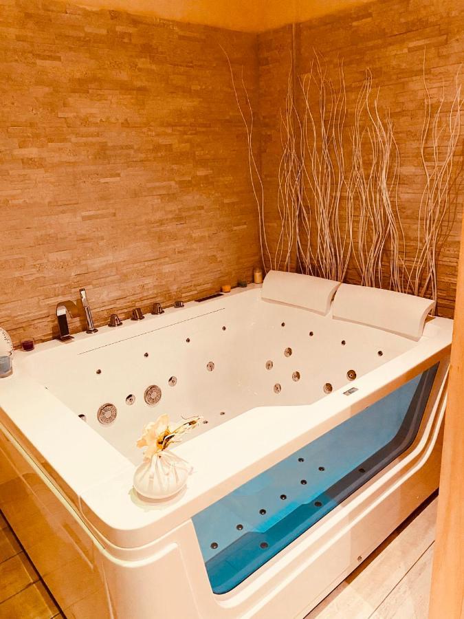 Yourhome - La Meta Perfetta Rooms&Spa Zewnętrze zdjęcie